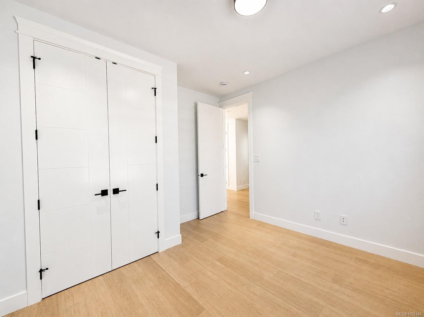 2684 12th Avenue, photo 27